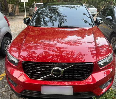 VOLVO XC40 1.5 T5 RECHARGE R-DESIGN GEARTRONIC
